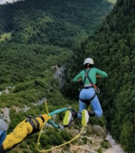 Skok s premalo kila, potpis ugovora bez čitanja! slika